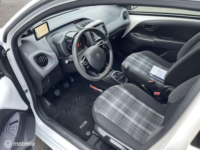 Peugeot 108 3