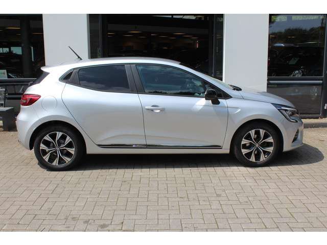 Renault Clio 2023 Benzine