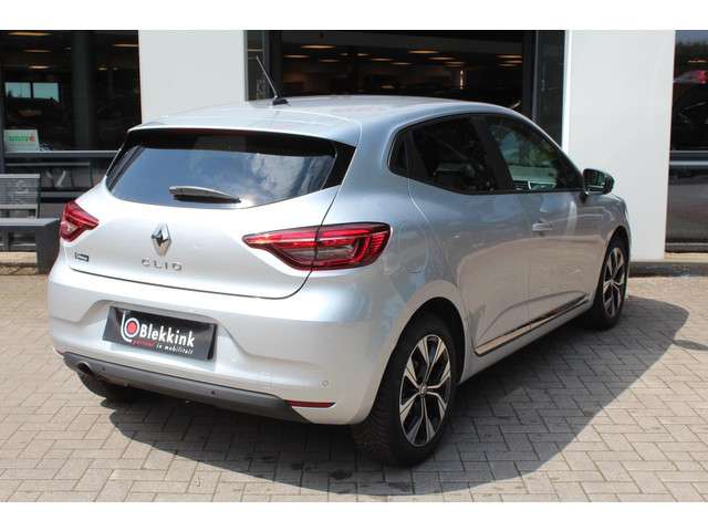 Renault Clio 2023 Benzine