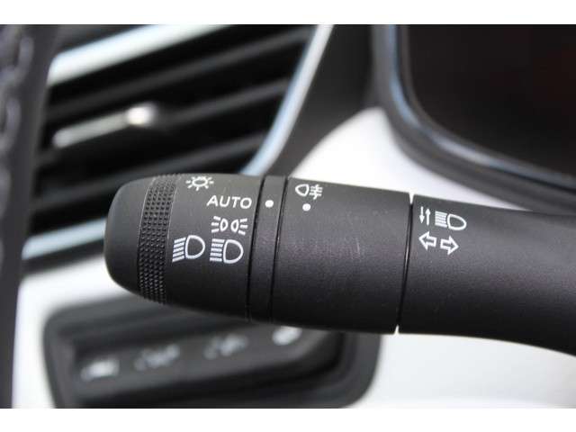Renault Clio 2023 Benzine
