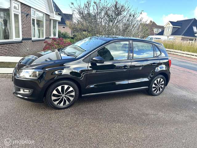 Volkswagen Polo 2