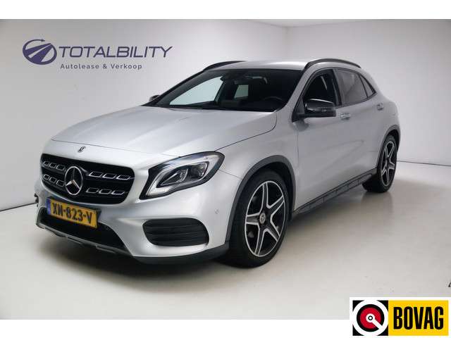 Mercedes-Benz GLA-klasse 180 Business Sol. AMG Night Upgrade | Stoelverwarming | Cruise | Elec. klep All season banden, extra getint glas, Led High performance