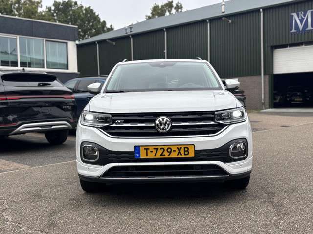 Volkswagen T-Cross 2