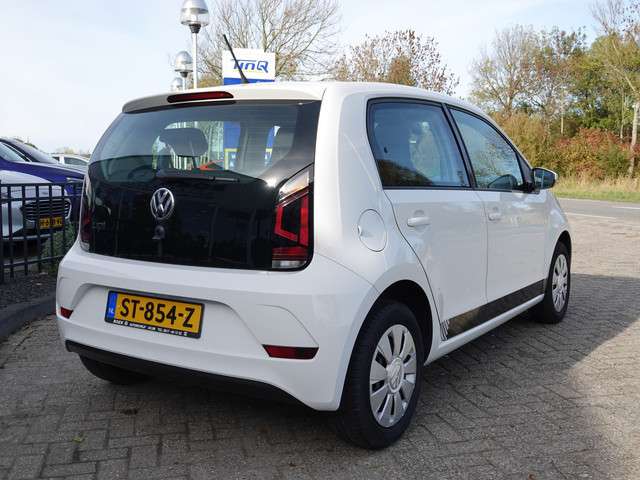 Volkswagen up! 3