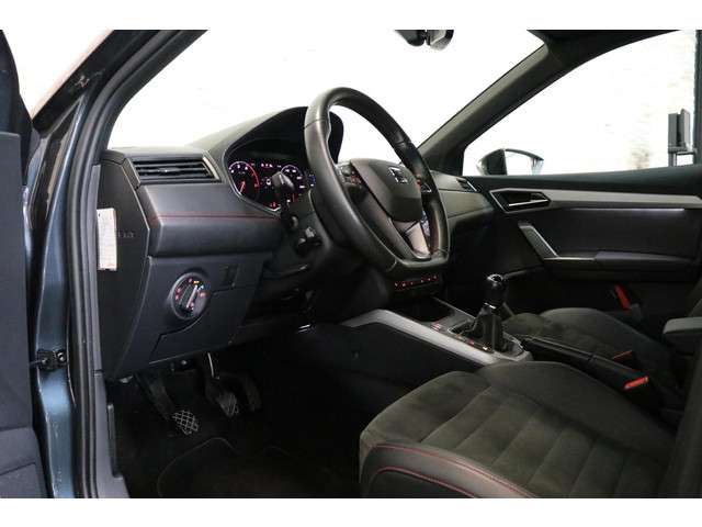 SEAT Arona 3