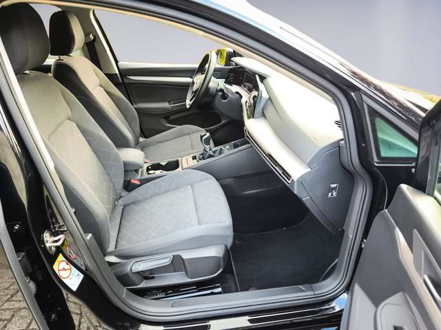 Volkswagen Golf 2021 Benzine