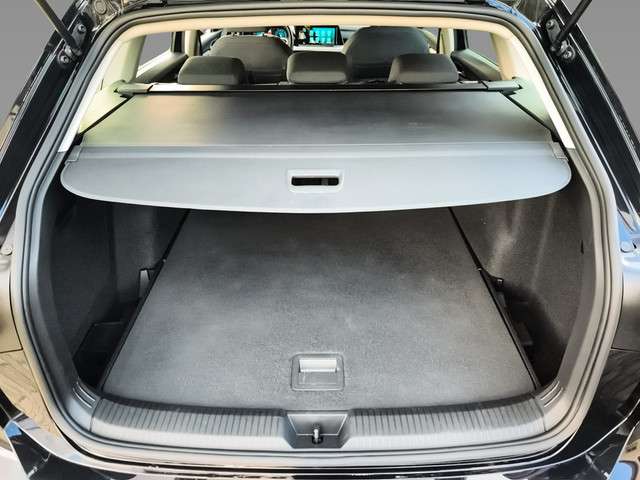 Volkswagen Golf 2021 Benzine