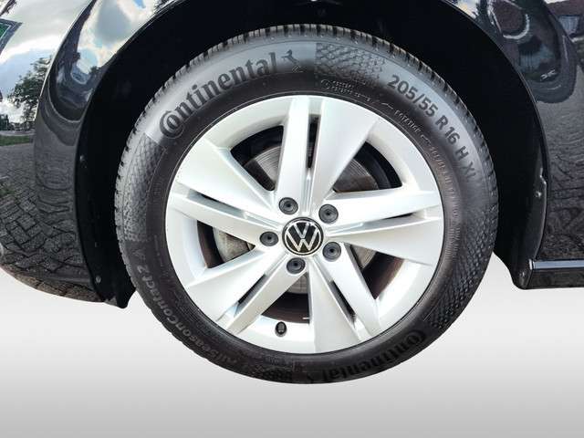 Volkswagen Golf 2021 Benzine