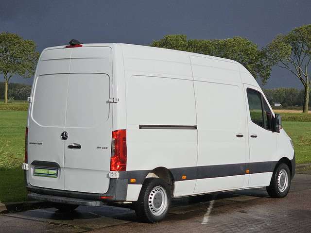 Mercedes-Benz Sprinter 3