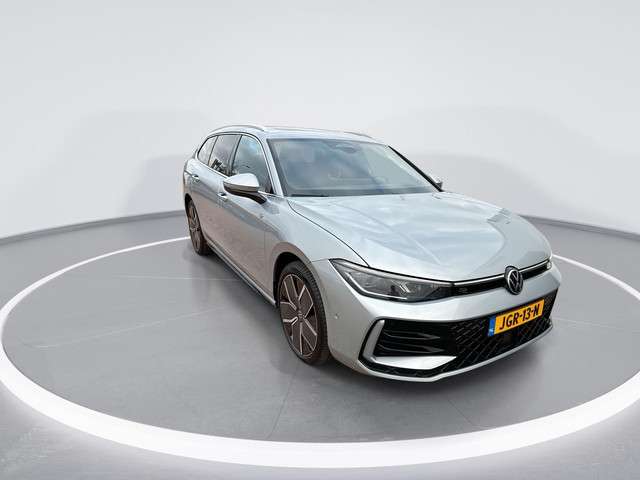 Volkswagen Passat 2