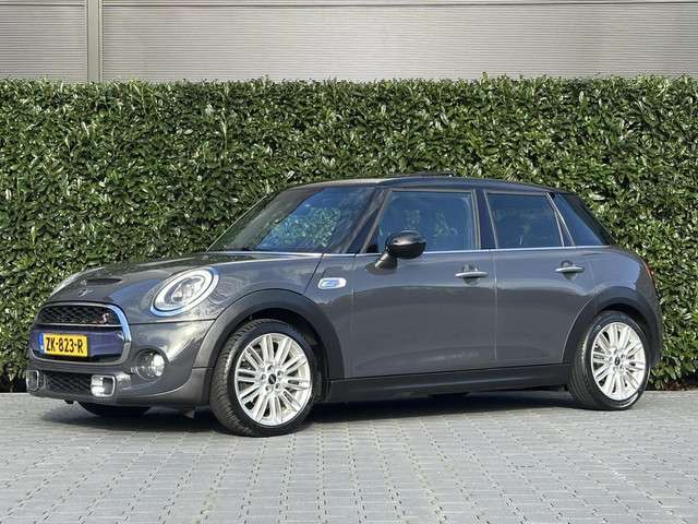 Mini Mini 2.0 Cooper S Pepper Serious Business, NIEUW MODEL, PANO, LEDER/ALCANTARA, NAVI, CRUISE, ECC-AIRCO, STOELVERWARMING, KEYLESS, LICHTMETAAL 17"