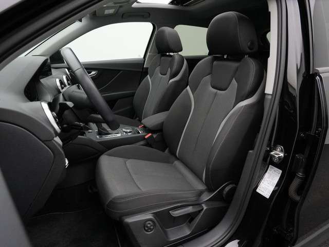 Audi Q2 3