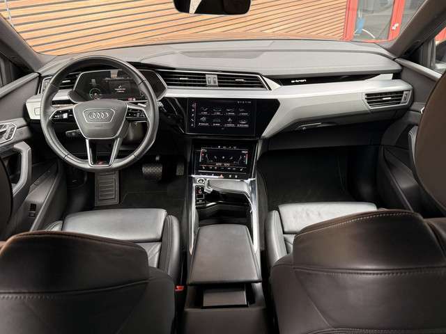 Audi e-tron 2