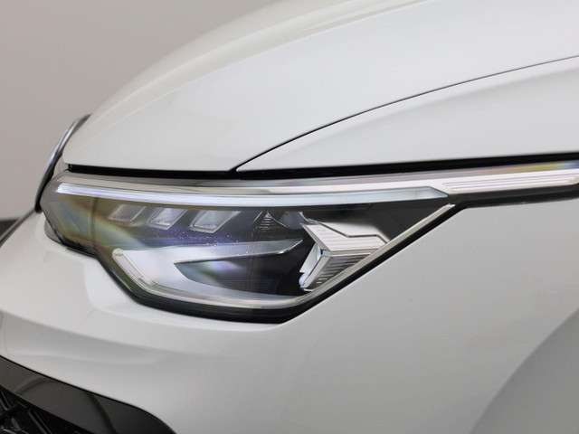 Volkswagen Golf 2024 Benzine