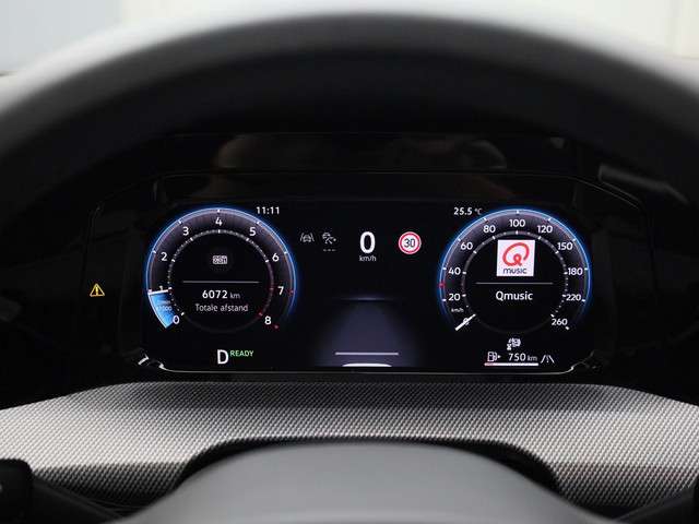 Volkswagen Golf 2024 Benzine