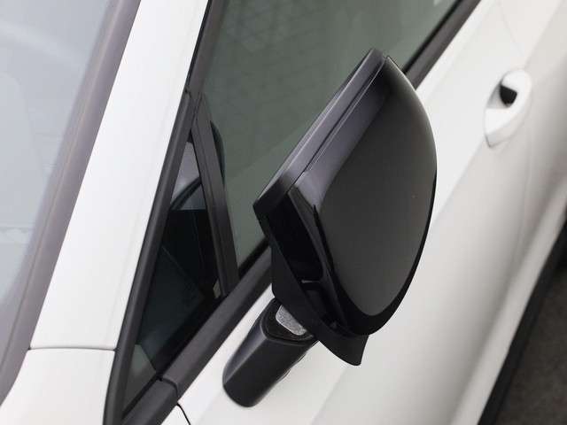 Volkswagen Golf 2024 Benzine