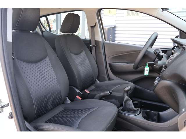 Opel KARL 2019 Benzine
