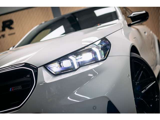 BMW M5 2