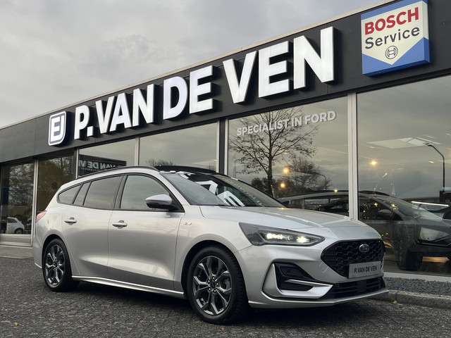 Ford Focus 2023 Benzine