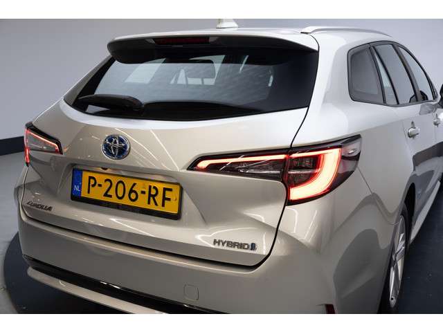 Toyota Corolla Touring Sports 3