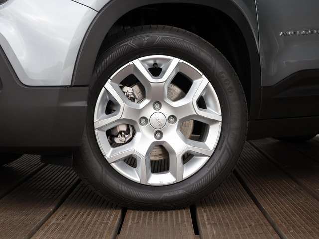 Jeep Avenger 2