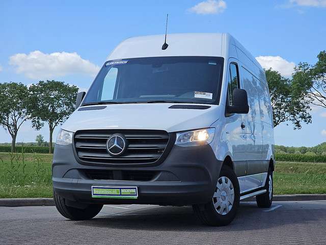 MERCEDES-BENZ ESPRINTER l2h2 35 kwh