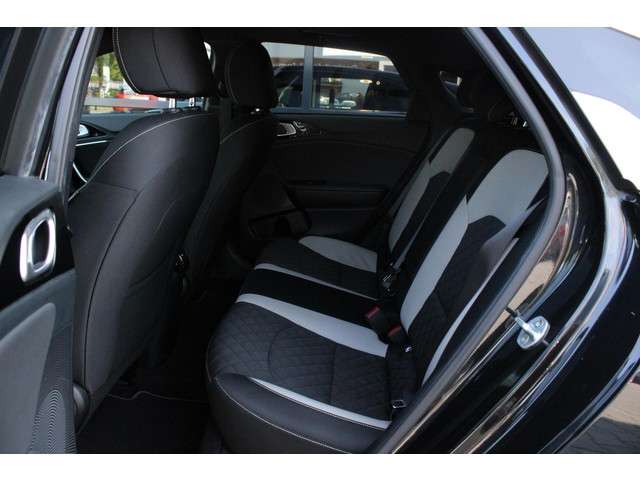 Kia Ceed 2021 Benzine