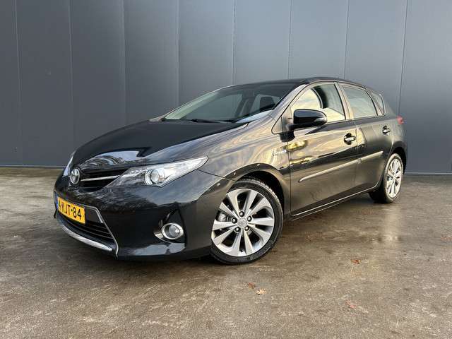 Toyota Auris 2013 Hybride