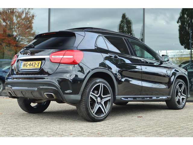 Mercedes-Benz GLA 2