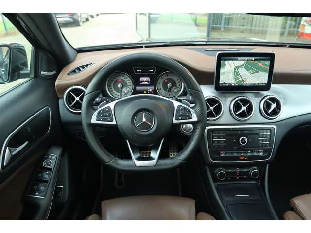 Mercedes-Benz GLA 3