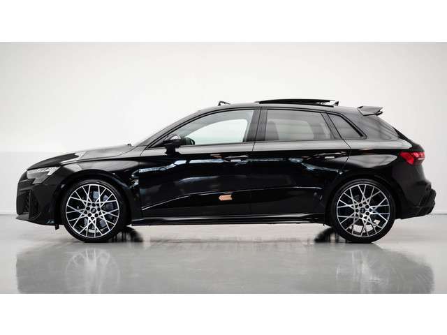 Audi RS3 2025 Benzine Audi RS3 2025 Benzine
