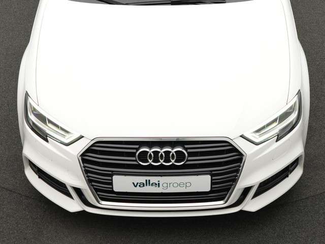 Audi A3 2018 Benzine