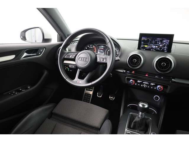 Audi A3 2018 Benzine