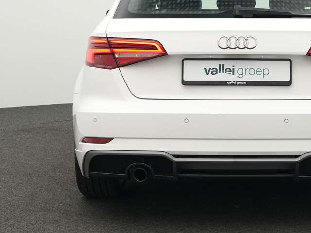Audi A3 2018 Benzine