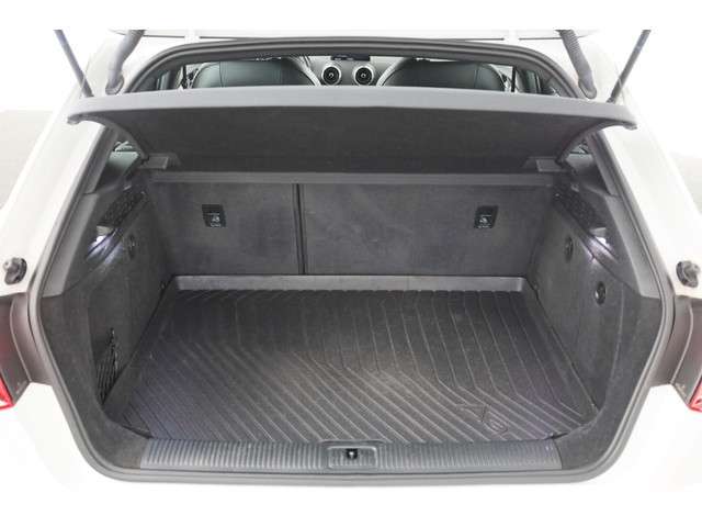 Audi A3 2018 Benzine