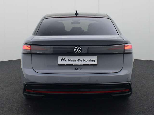 Volkswagen ID.7 3