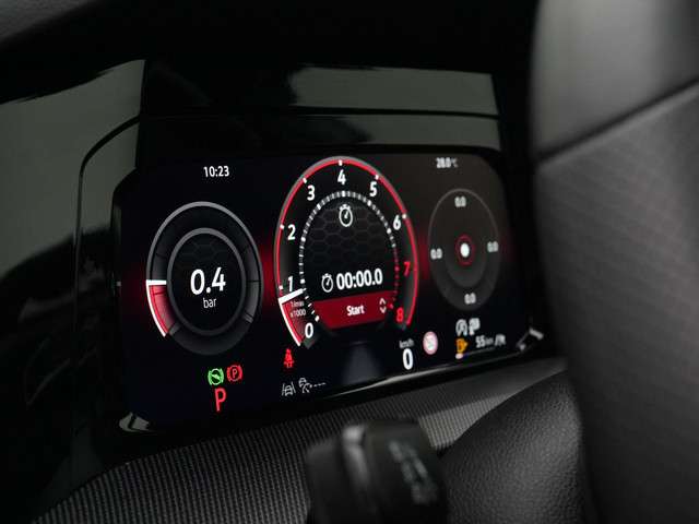 Volkswagen Golf 2024 Benzine
