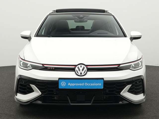 Volkswagen Golf 2024 Benzine