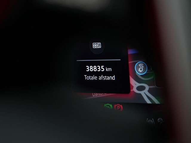 Volkswagen Golf 2024 Benzine