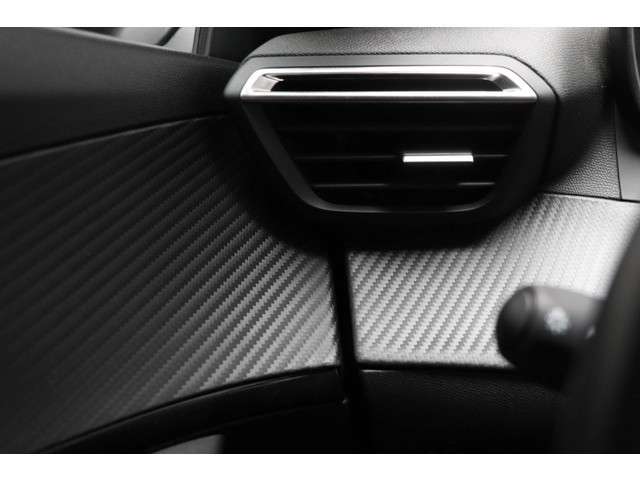 Peugeot 2008 2024 Benzine