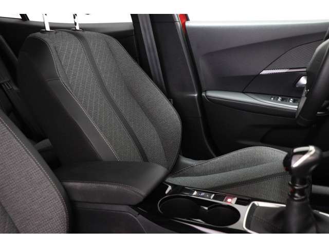 Peugeot 2008 2024 Benzine