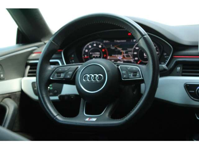 Audi A5 2018 Benzine
