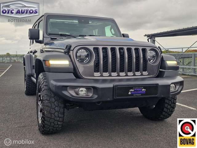 Jeep Wrangler 2