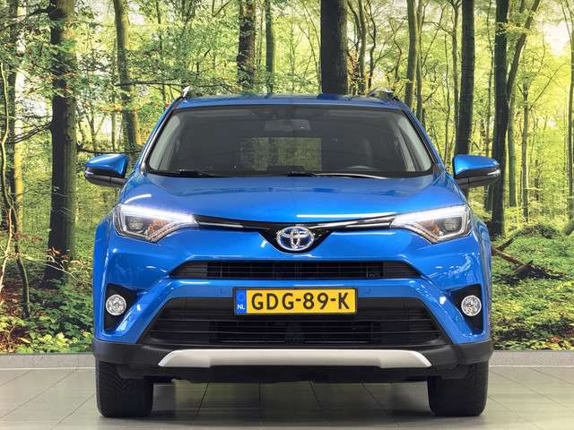 Toyota RAV4 2