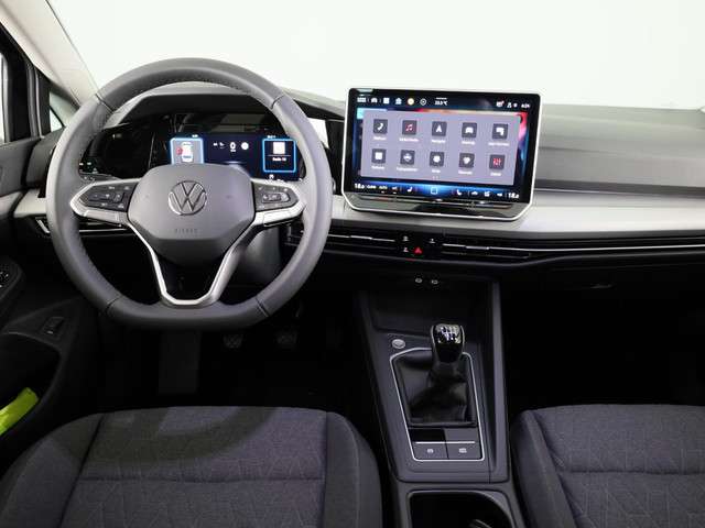 Volkswagen Golf 2025 Benzine