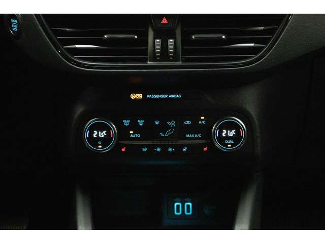 Ford Focus 2022 Benzine