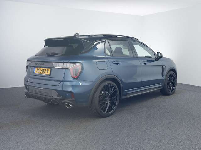Lynk & Co 01 2