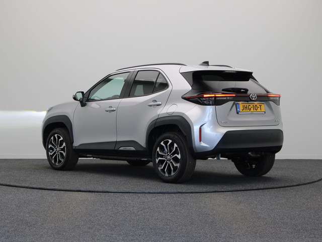 Toyota Yaris Cross 2