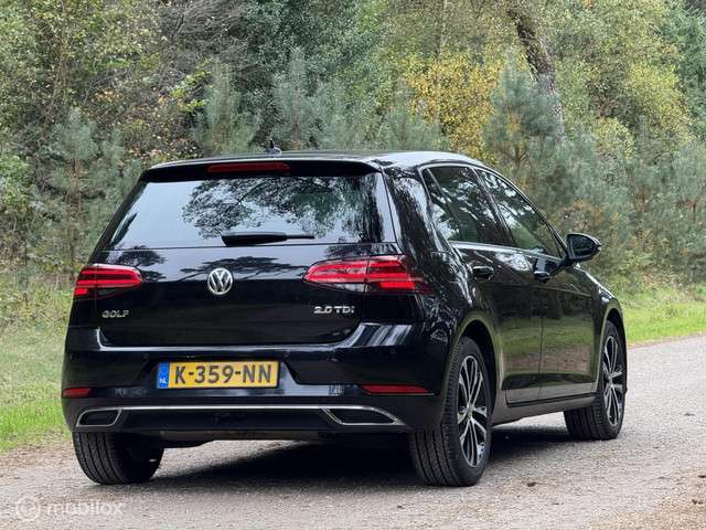 Volkswagen Golf 2