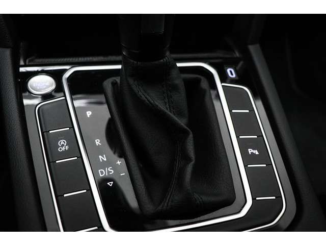 Volkswagen Passat 2021 Benzine